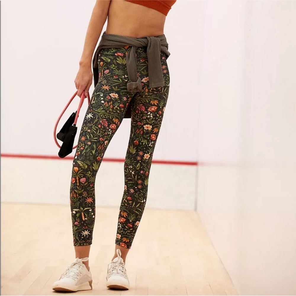 Farm Rio Anthropologie Botanical Print Leggings